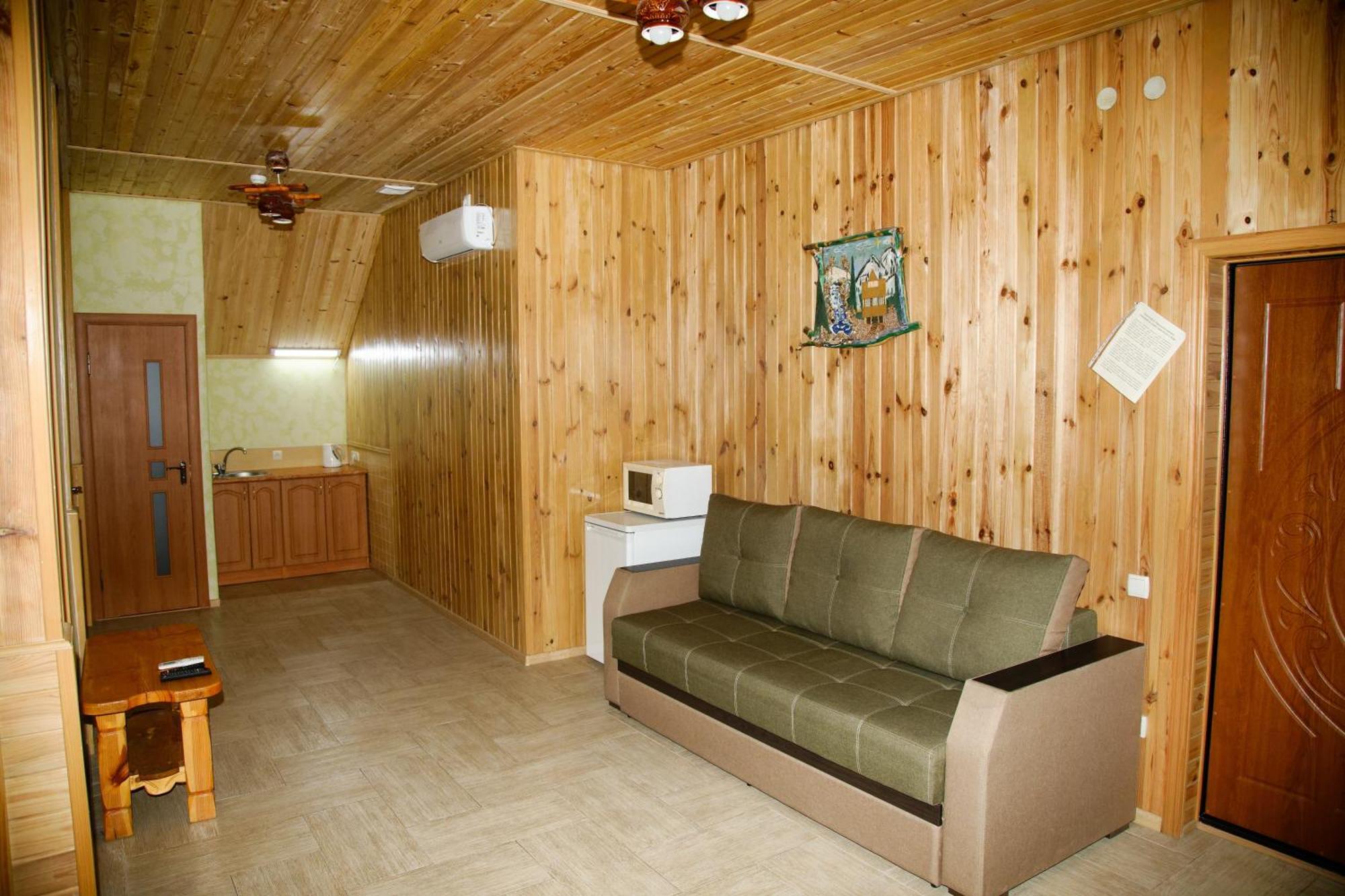 Mini-Hotel Yandrusi Kam'janec'-Podil's'kyj Esterno foto